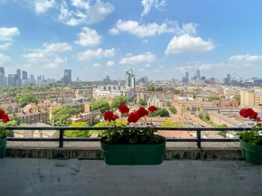 Pass the Keys Spacious 2Bedroom flat with views in London Bridge, London